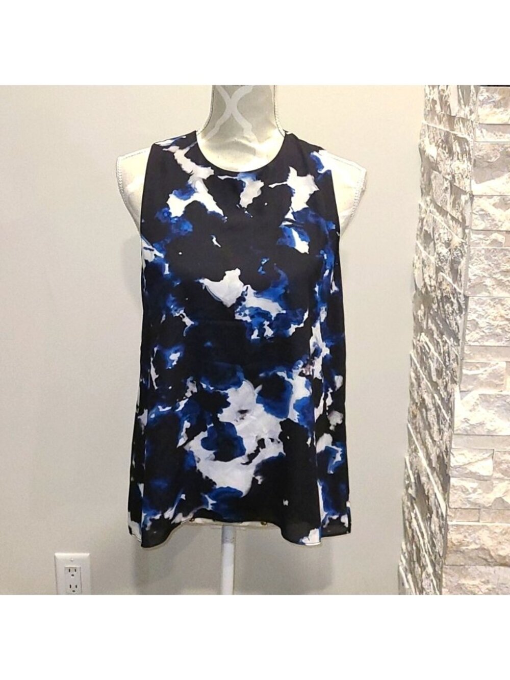 Olive & Oak lined high low sleeveless tank